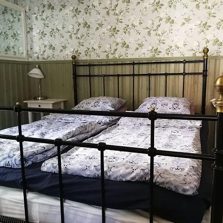 Kirkkokadun Amanda Ja Olga Bed & Breakfast อูซิเกาพุงกิ ภายนอก รูปภาพ