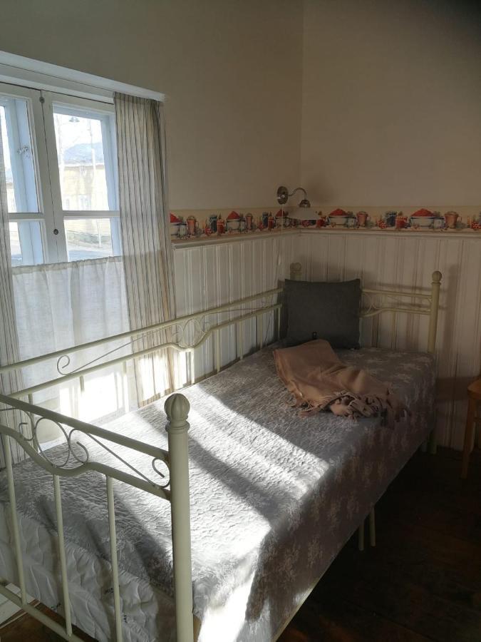 Kirkkokadun Amanda Ja Olga Bed & Breakfast อูซิเกาพุงกิ ภายนอก รูปภาพ